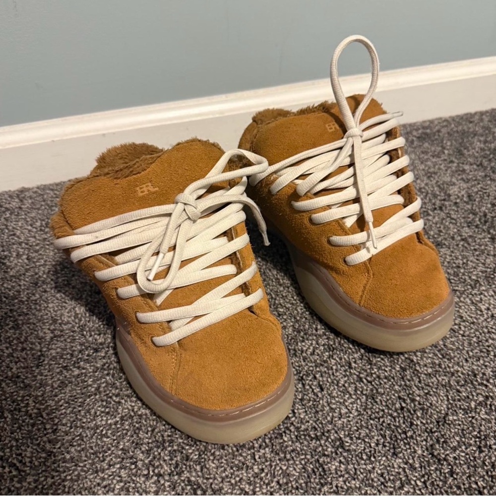Erl Vamps Tan